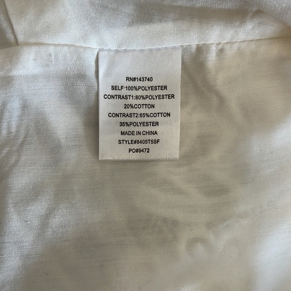 🔹 English Factory Lace Crop Top - Picture 4 of 4